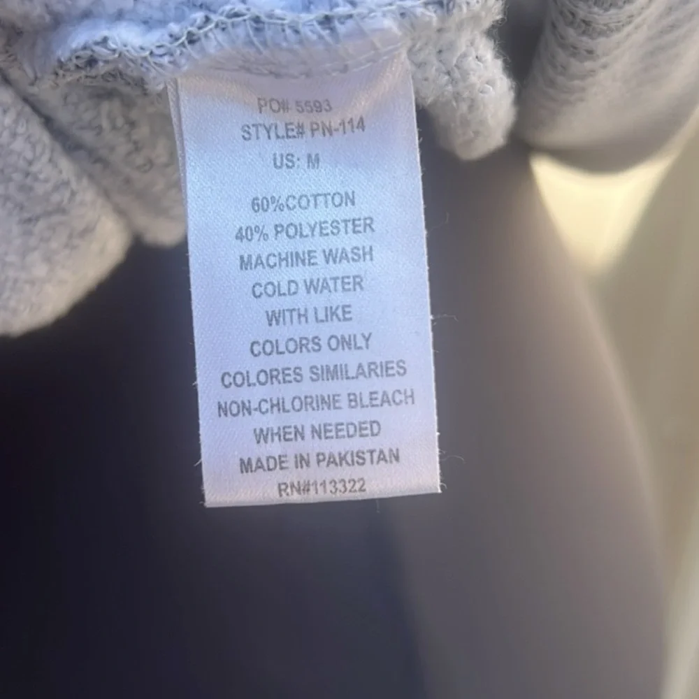 Ocean City NJ Gray Hoodie SweaterSize Medium - Picture 4 of 4